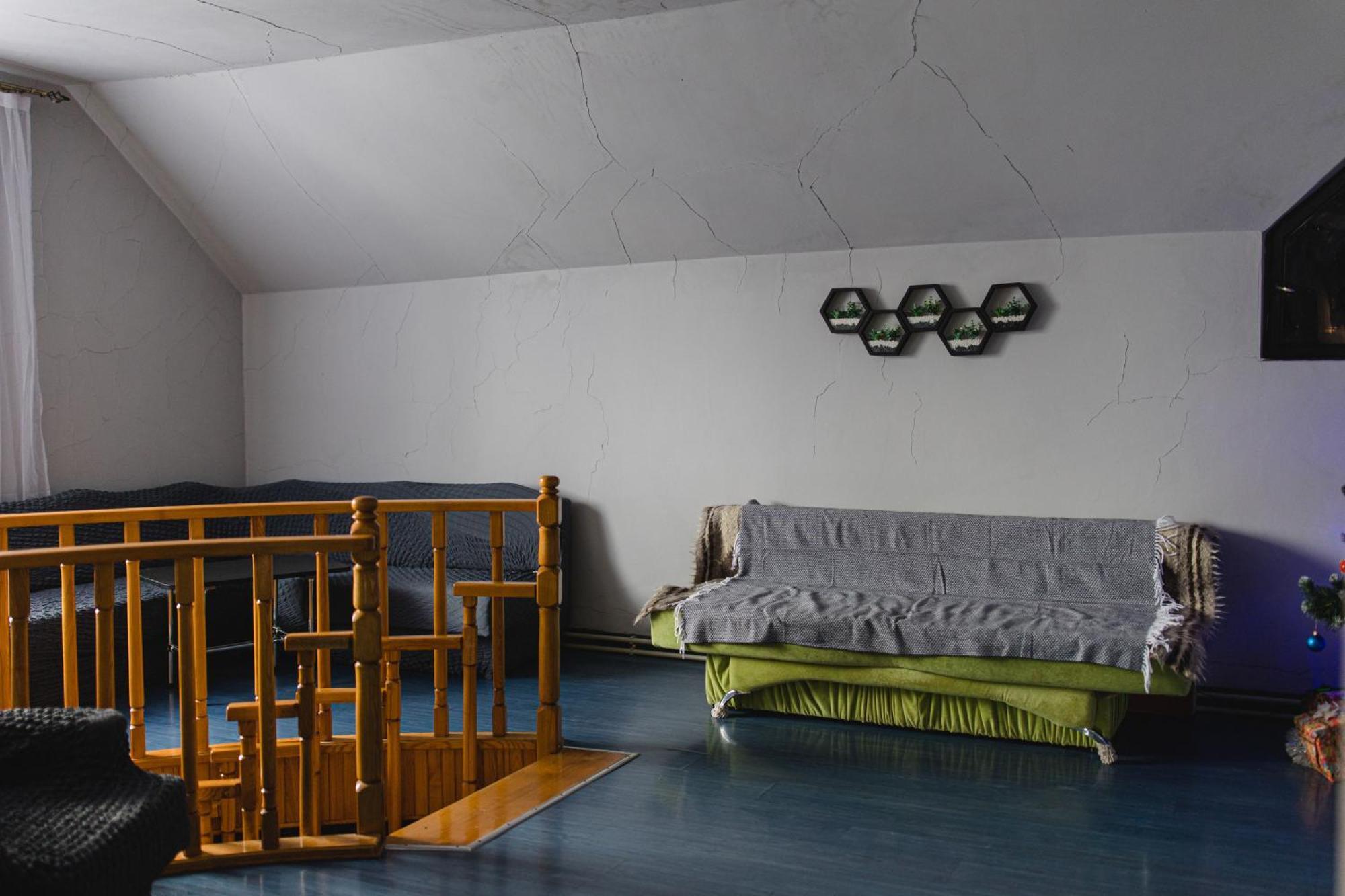 Hotel Kolyba Opryshkiv Nizhneye Selishche Zewnętrze zdjęcie